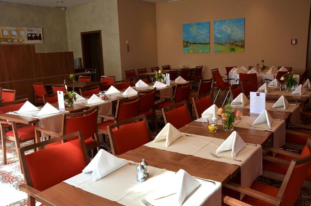 Hotel Loewengarten Speyer Bagian luar foto