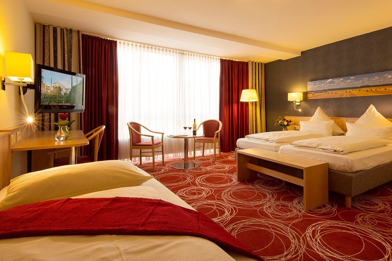 Hotel Loewengarten Speyer Bagian luar foto